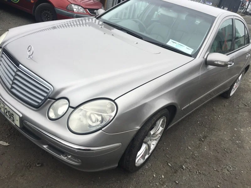 Продажа Mercedes-Benz E class 2.6 (177Hp) (112.913) RWD AT по запчастям