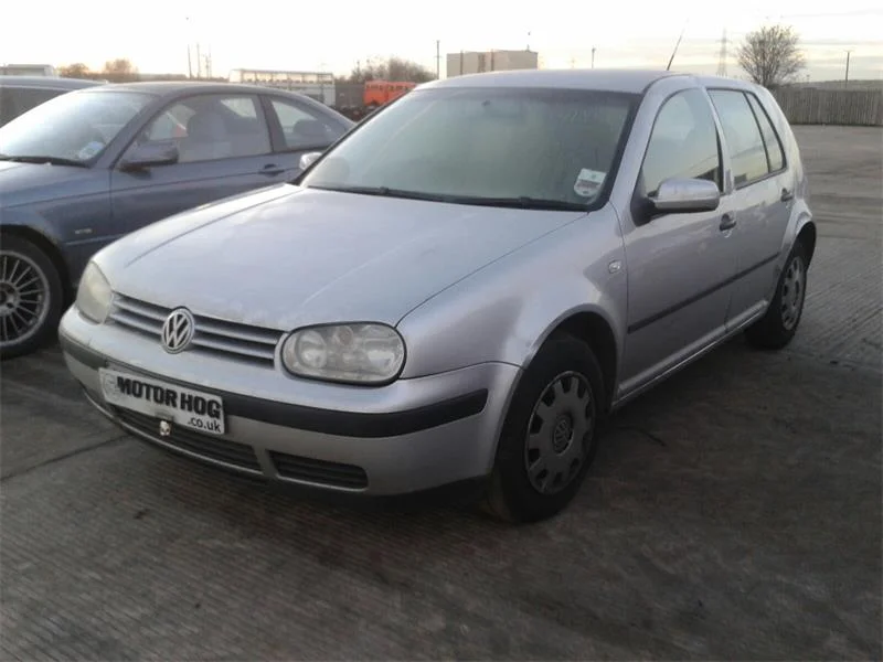 Продажа Volkswagen Golf 1.4 (75Hp) (BCA) FWD MT по запчастям