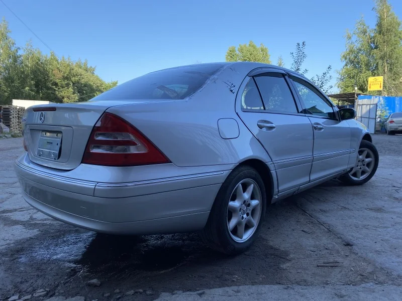 Продажа Mercedes-Benz C class 3.2 (218Hp) (112.946) RWD AT по запчастям