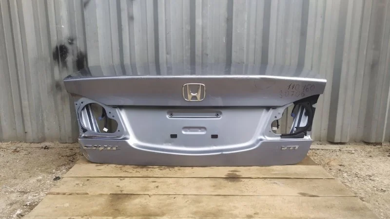 Крышка багажника Honda Civic 8 2009-2011 4D