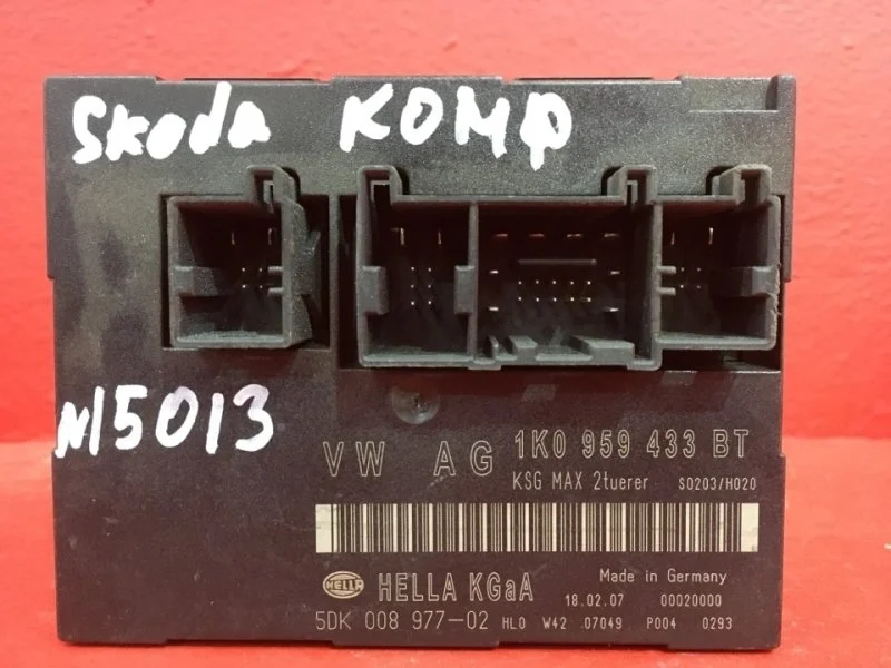 Блок комфорта Skoda Octavia 2007 1K0959433BT A5 1.4 BUD