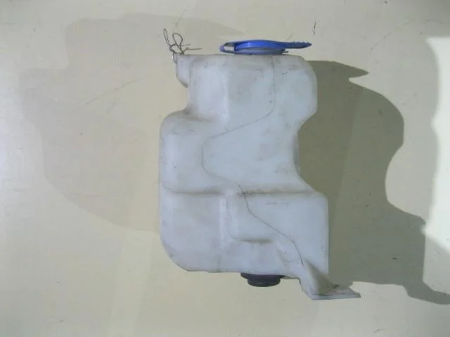 Бачок омывателя лобового стекла Skoda Octavia (A4 1U-) 2000-2011