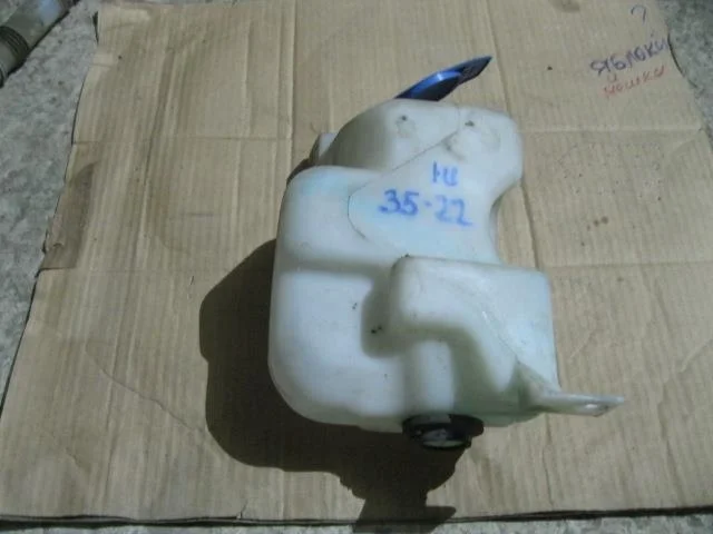 Бачок омывателя лобового стекла Skoda Octavia (A4 1U-) 2000-2011