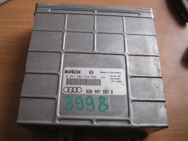 Блок управления двигателем Audi A4 (B5) 1994-2000