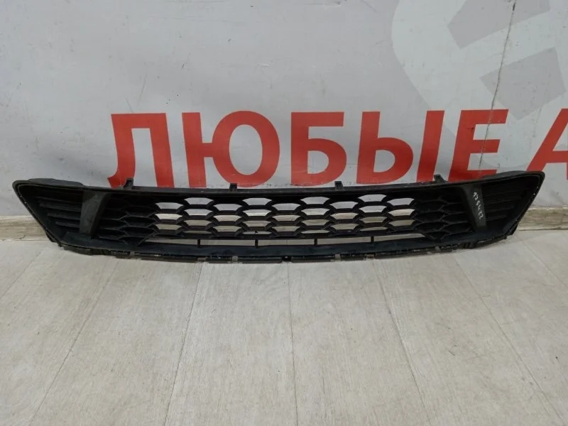 Решетка бампера передняя Kia Ceed 3 CD 2018-2022