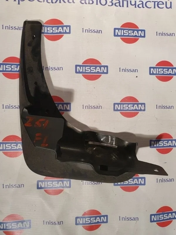 Брызговик Nissan 638551AA0A, передний левый