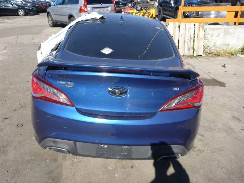 Продажа Hyundai Genesis Coupe 2.0 (210Hp) (G4KF) RWD AT по запчастям