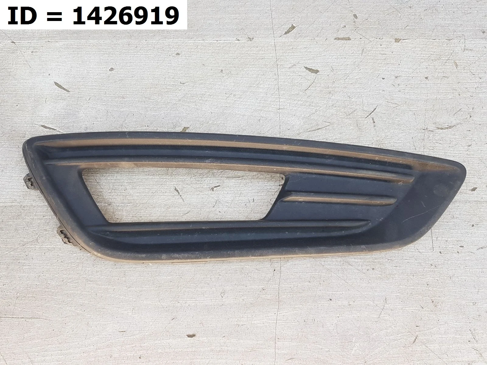 накладка птф правая Ford FOCUS 3, DYB MK3 BK BL BM CB8 Правый  1864634 2010 - 2019 (контрактная запчасть)