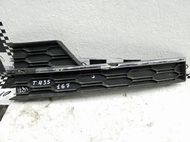 Рамка ПТФ передней левой Skoda Octavia A7 Restail