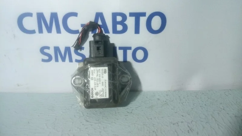 Датчик ускорения Audi A4 2004-2007 8E0907637B B7