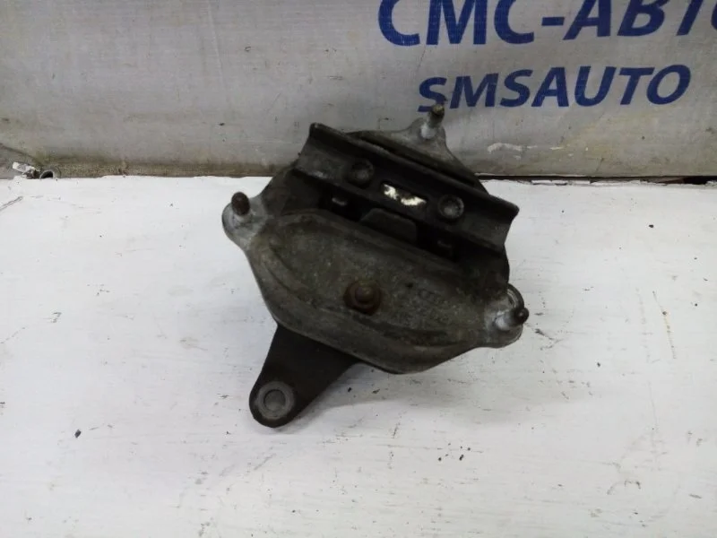 Опора АКПП Audi A5 8K0399151 8K 2.0T