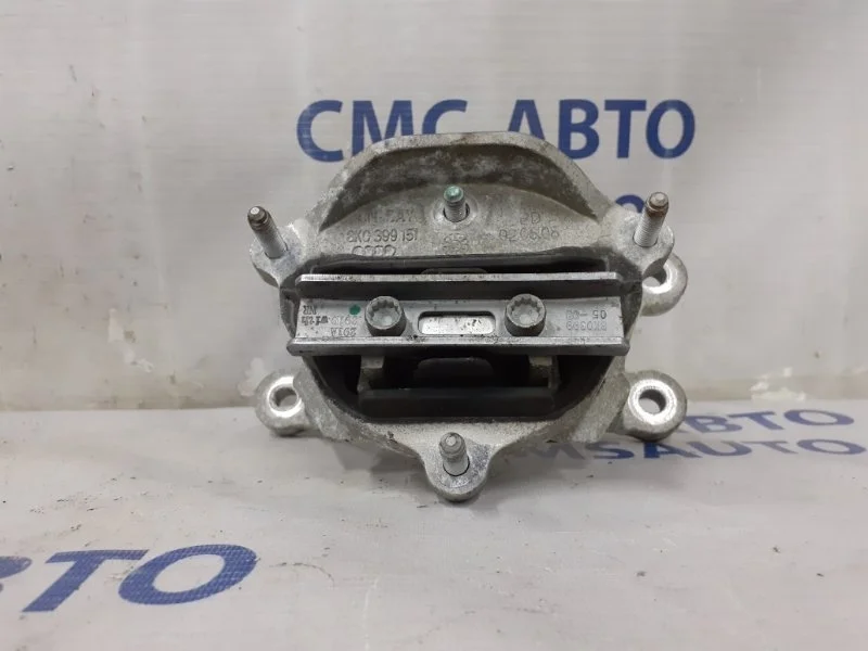 Опора ДВС Audi A4 2008-2011 8K0399151 8K 1.8T, передняя