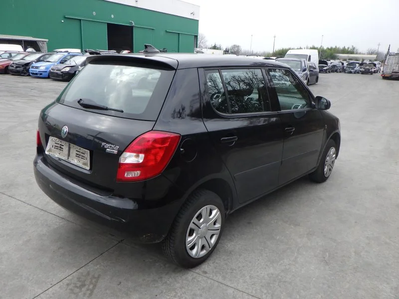 Продажа Skoda Fabia 1.4D (80Hp) (BNV) FWD MT по запчастям