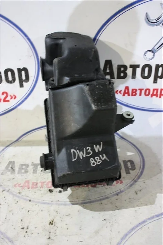 корпус воздушного фильтра Mazda Demio 2001 DW3W B3