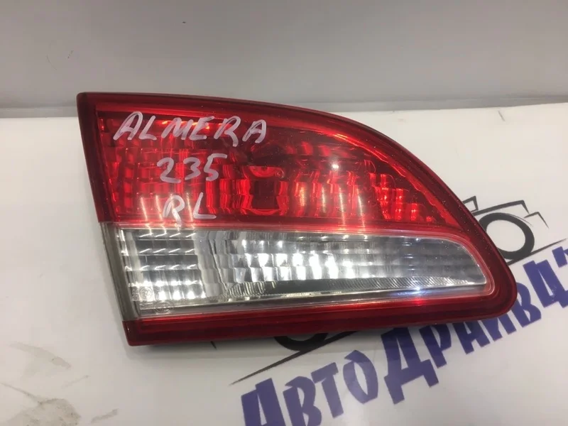 фонарь Nissan Almera 2013 G15 K4M