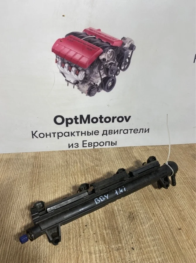 Форсунка топливная Seat Ibiza 2003 036906031M 3 1.4I