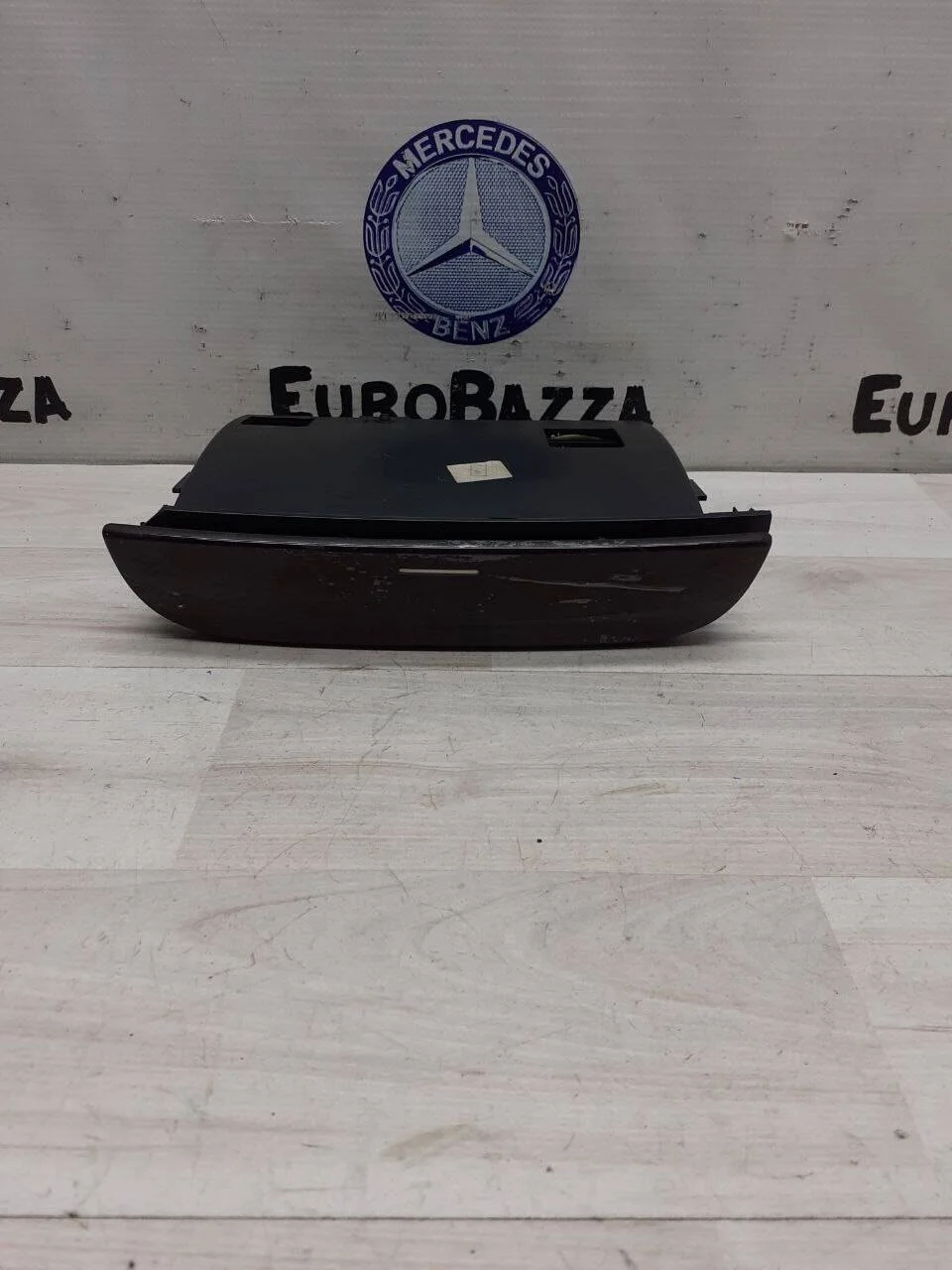 Пепельница Mercedes W220