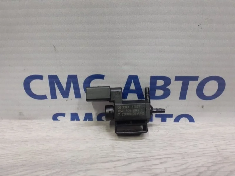 Клапан электромагнитный Audi A8 2011 037906283C D4 4.2 CDR