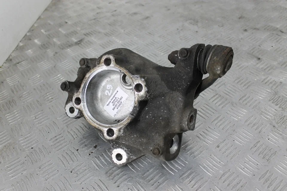 Кулак передний правый BMW 3 E90/E91/E92/E93 2007 31216793924