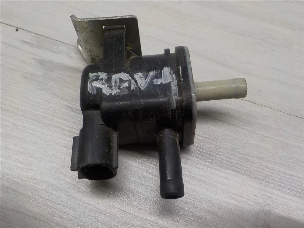 Клапан электромагнитный Toyota RAV4 (XA30) 2005-2012