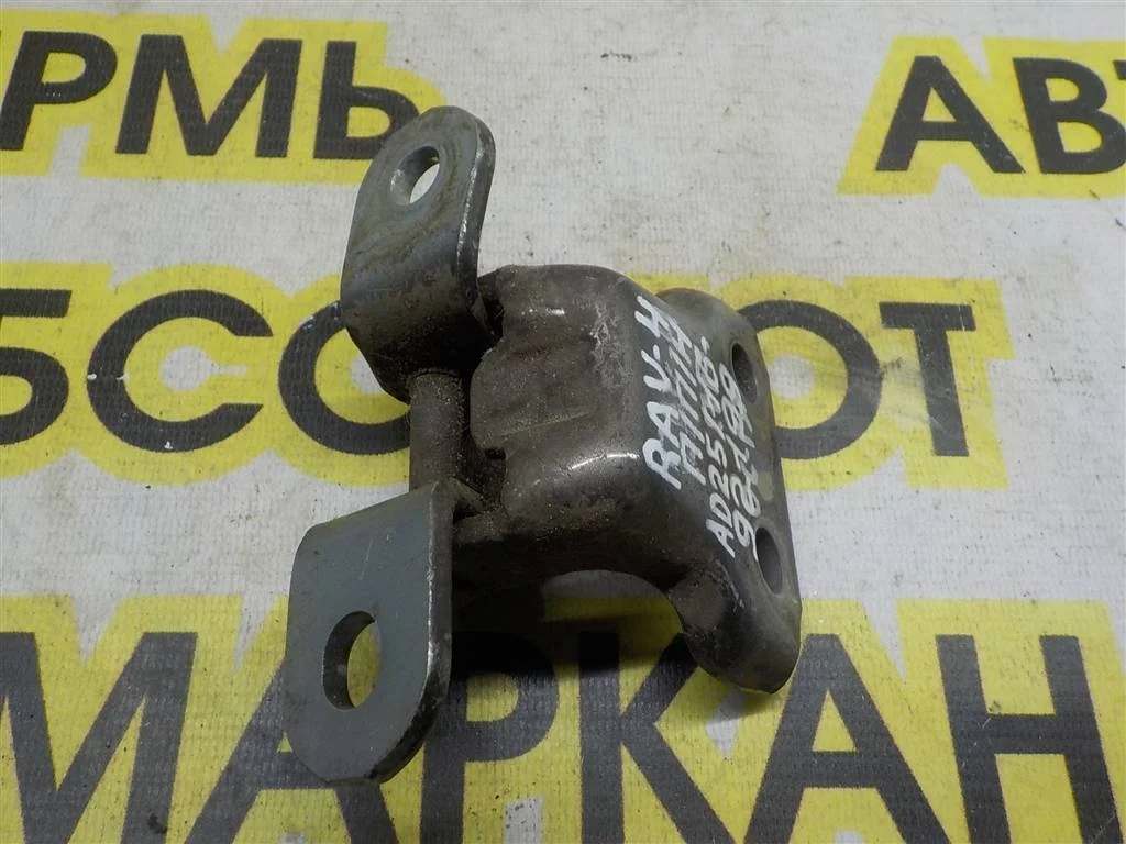 Петля двери передней правой нижняя Toyota RAV4 (XA30) 2005-2012