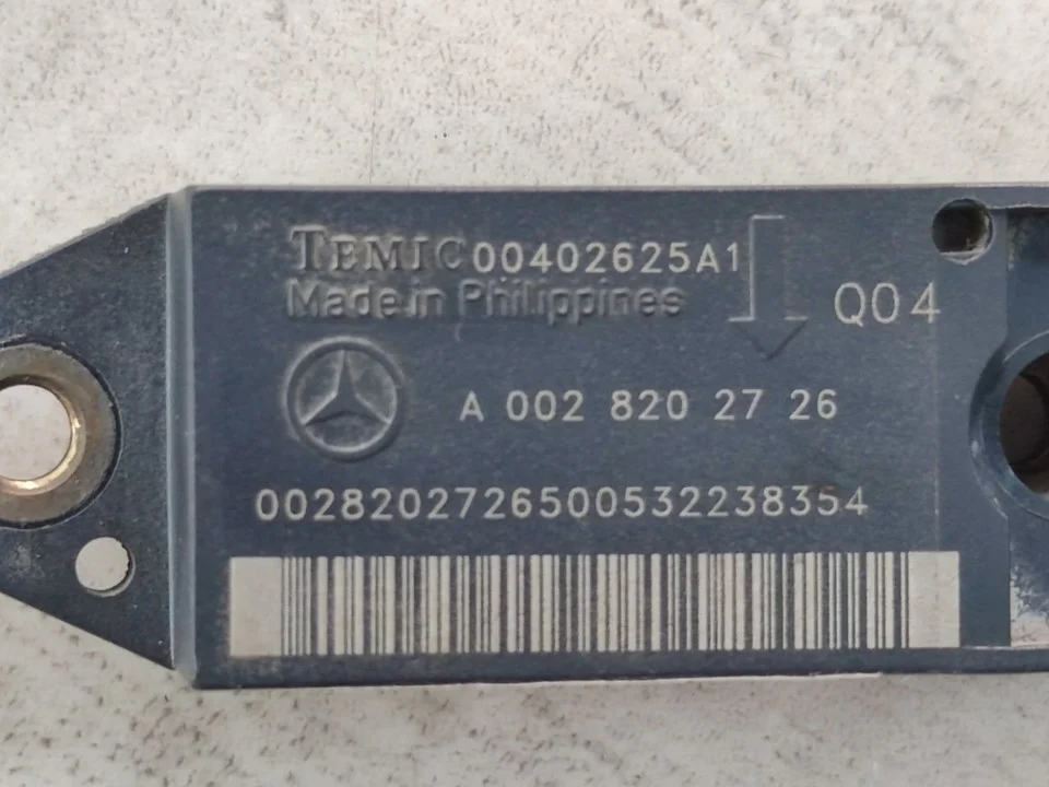 Датчик удара Mercedes-Benz CLS-class C219, Mercedes-Benz E-class W211, S211, Mercedes-Benz SL-class R230, Mercedes-Benz SLK-class R171 A0028202726