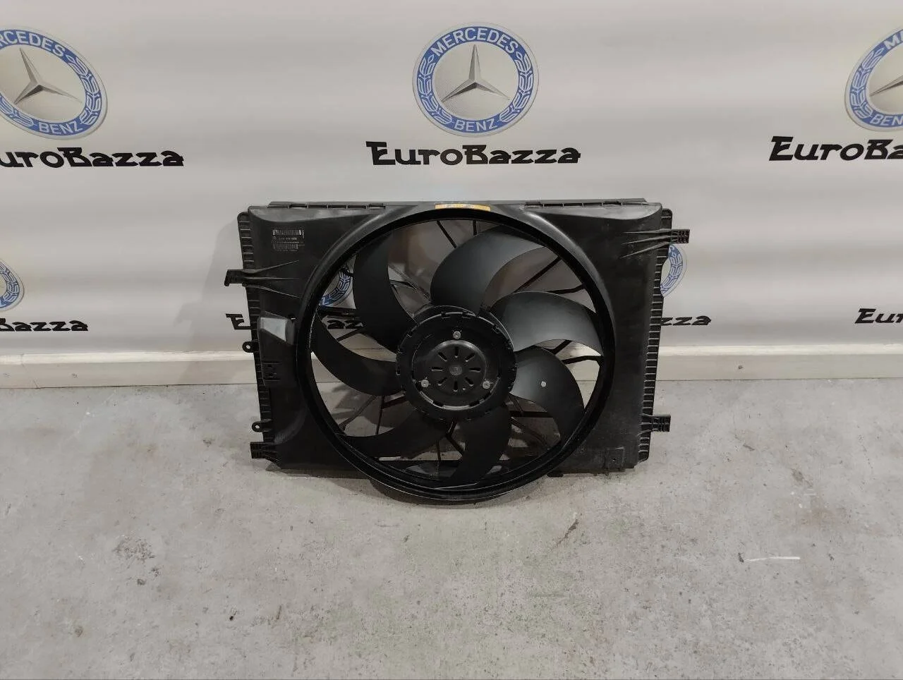 Вентилятор радиатора Mercedes R172
