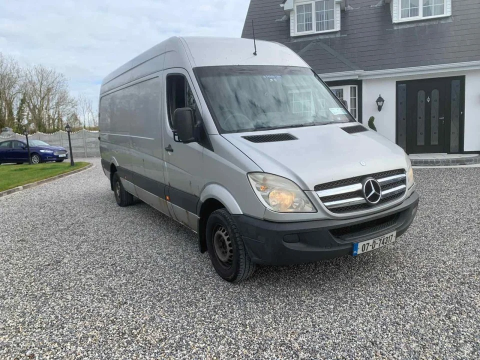 Продажа Mercedes-Benz Sprinter 2.1D (150Hp) (646.986) RWD MT по запчастям