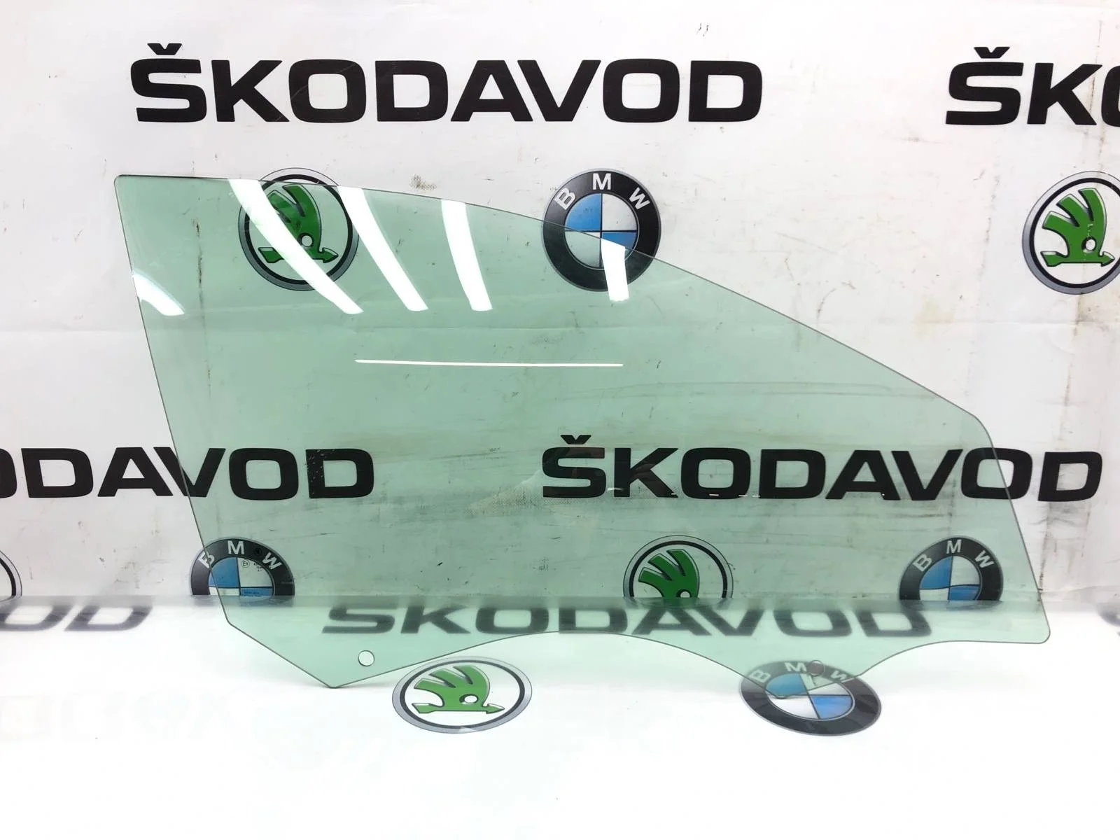 Стекло двери Skoda Octavia 2016 5E0845202A A7 (5E) 1.8 CJSA, переднее правое