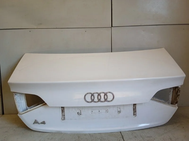 Крышка багажника Audi A4 2008 B8