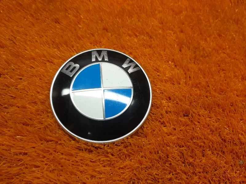 Эмблема на капот BMW 3-Series 2007 E90