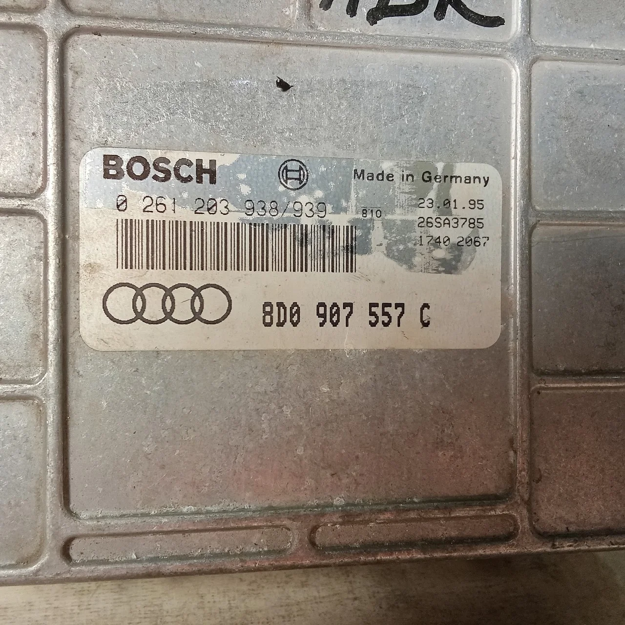 Блок управления двигателем Audi A4 B5 8D0907557C