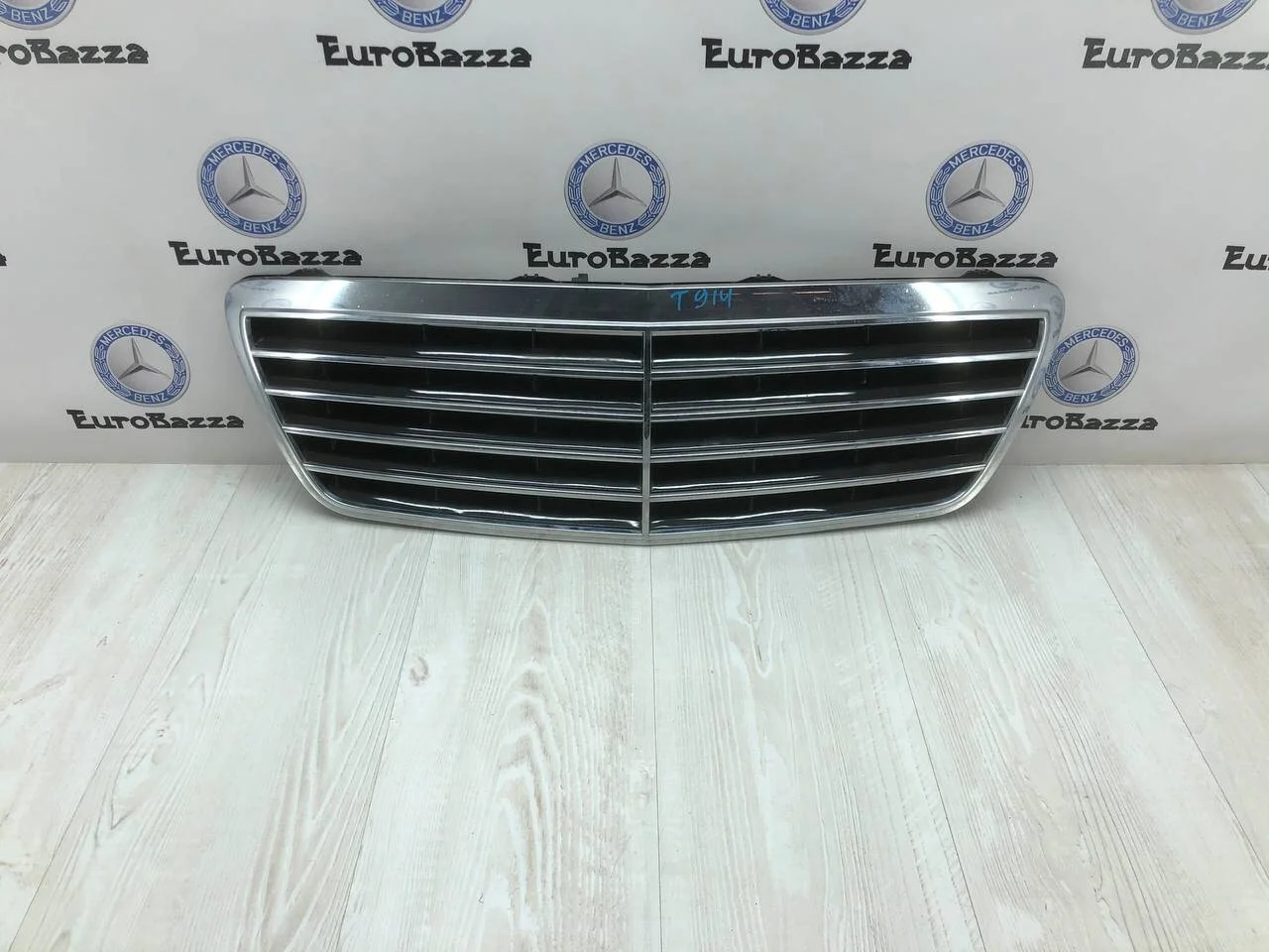 Решетка радиатора Mercedes W210