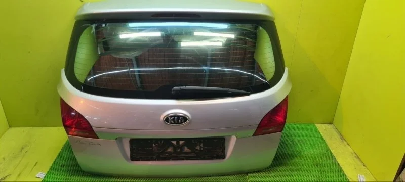 Крышка багажника задняя Kia Venga YN 2015