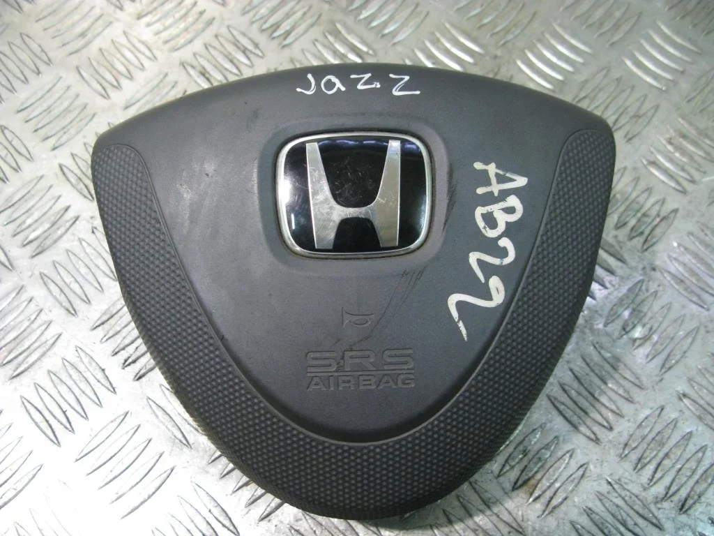 Подушка безопасности водителя HONDA Jazz GD1 2001