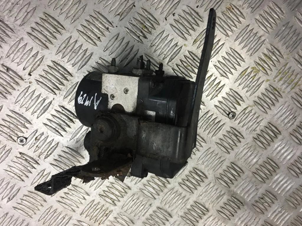 Блок ABS Hyundai Tucson JM 2004-2009