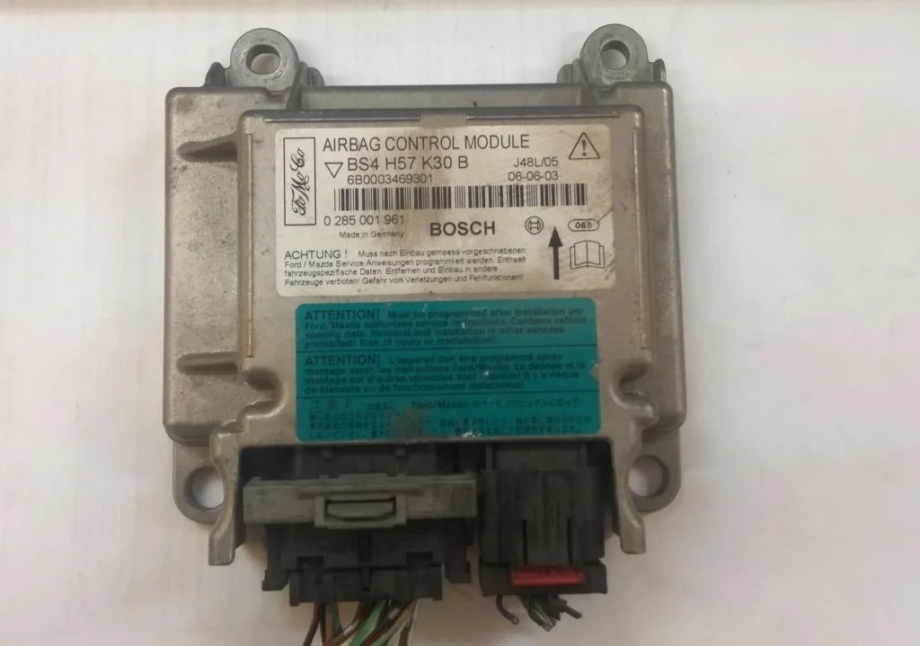 Блок управления AIR BAG MAZDA 3 bk 2003-2009