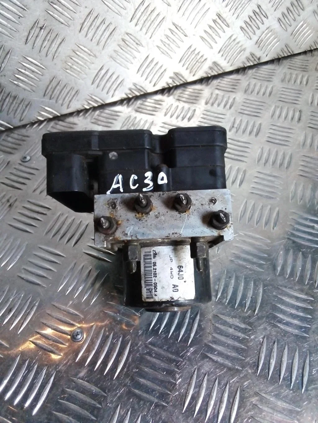 Блок ABS SUZUKI Grand Vitara 3 2005-2014