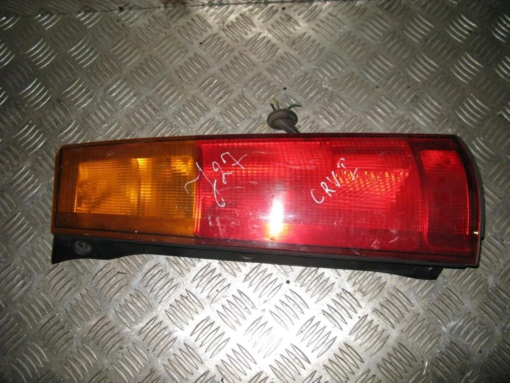 Фонарь задний правый HONDA CR-V 1 RD1 1996-2002