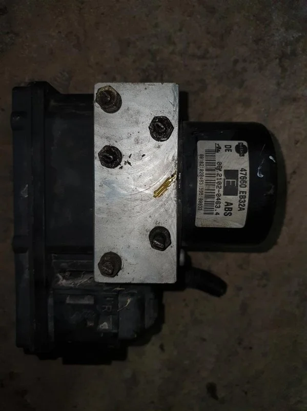 Блок abs Nissan Navara (D40) 2004-2015 2007