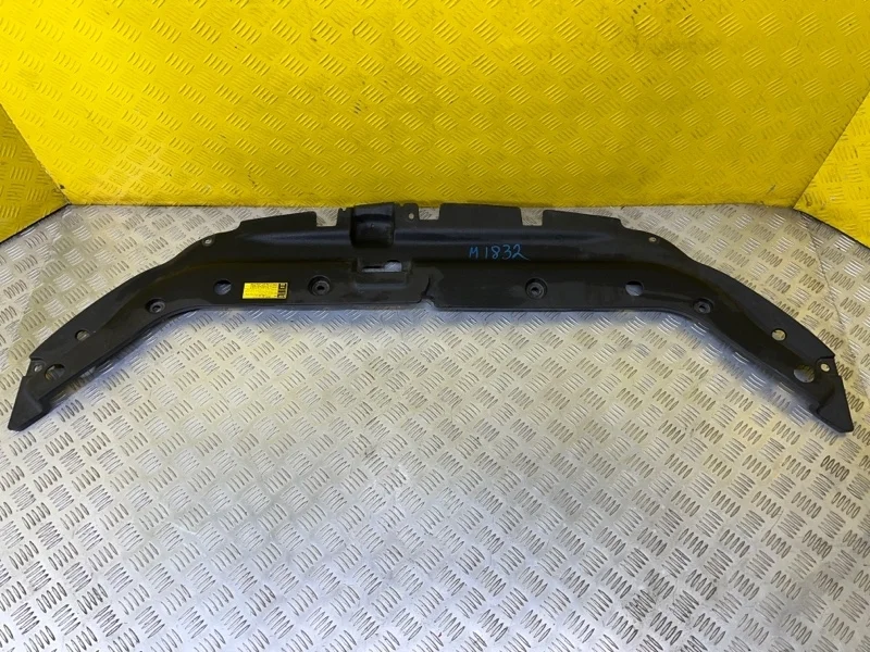 Накладка замка капота Toyota Rav 4 (XA30) (2005-2014) 2009