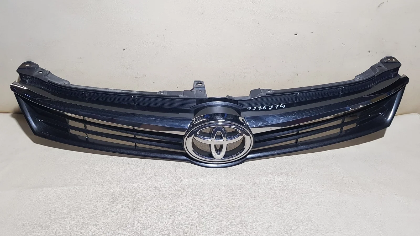 решетка радиатора TOYOTA CAMRY 7, XV50 XV55 ASV50 50 55   ТОЙОТА   КАМРИ    5310133512 2011-2018 (контрактная запчасть)