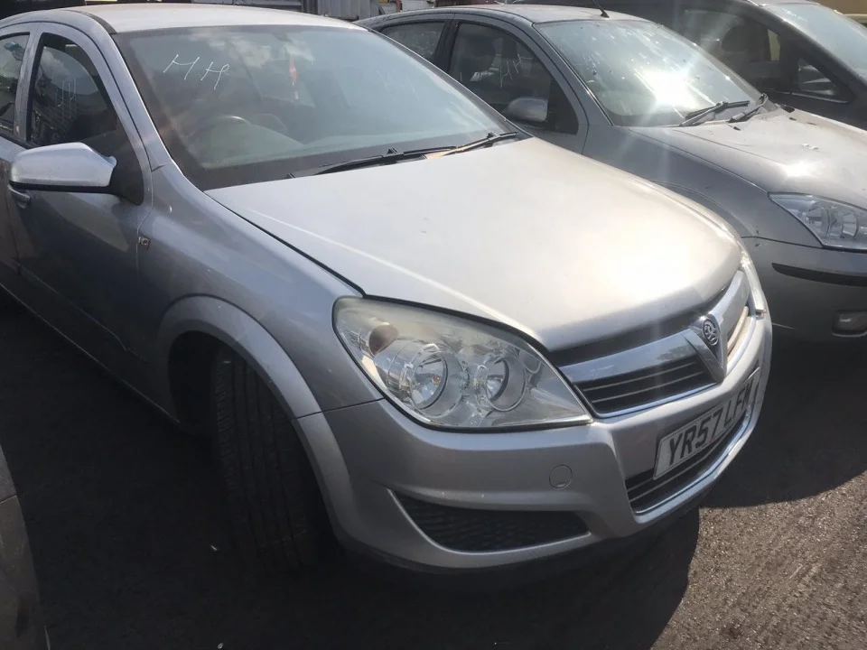 Продажа Opel Astra 1.3D (90Hp) (Z13DTH) FWD MT по запчастям