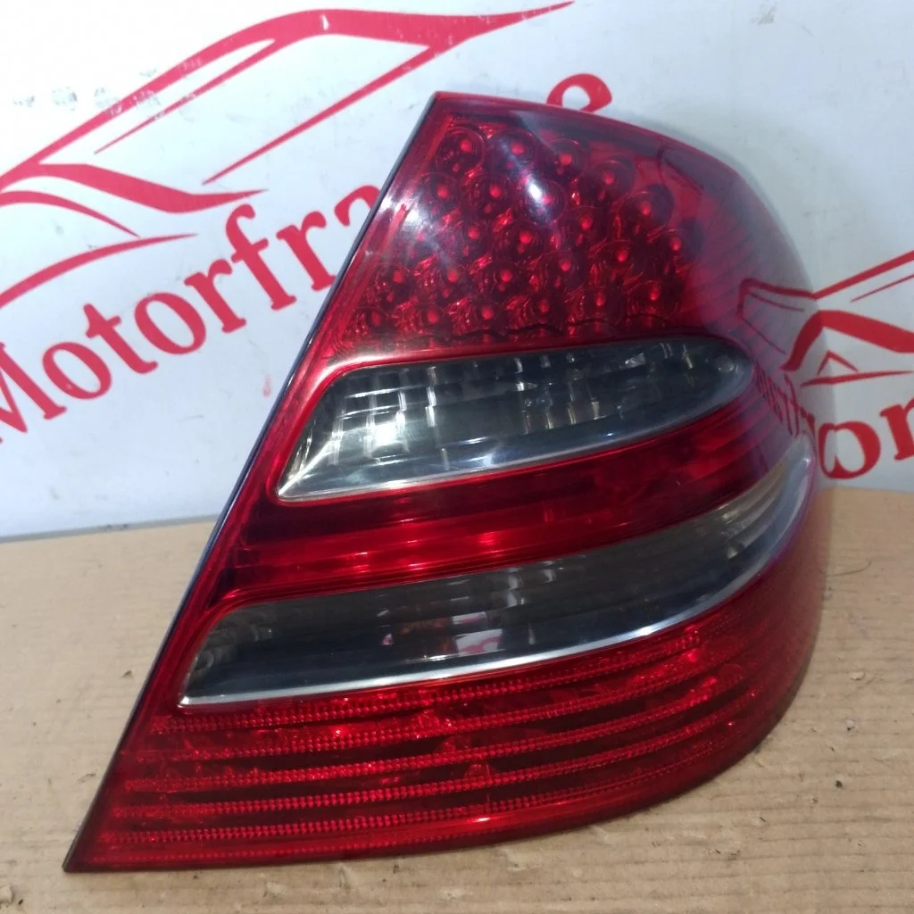 Фонарь задний Mercedes-Benz E-Class 2002 A2118200664 W211, правый