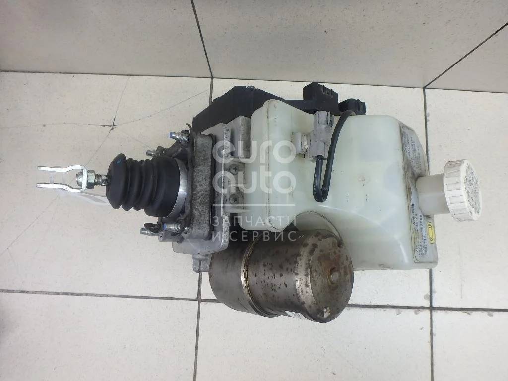 Блок ABS (насос) Mitsubishi Pajero Montero IV V8 V9  MR569728