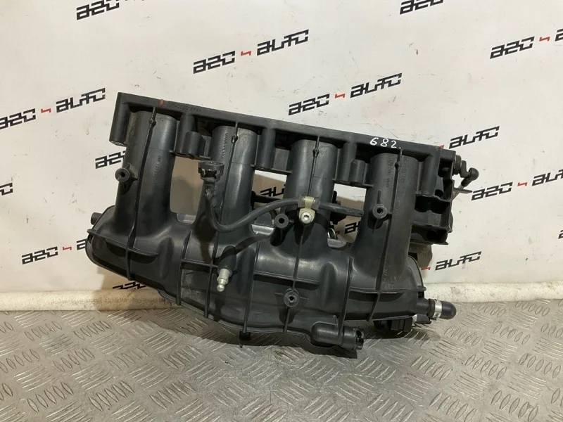 Коллектор впускной Audi A4 06F133201N B7 2.0