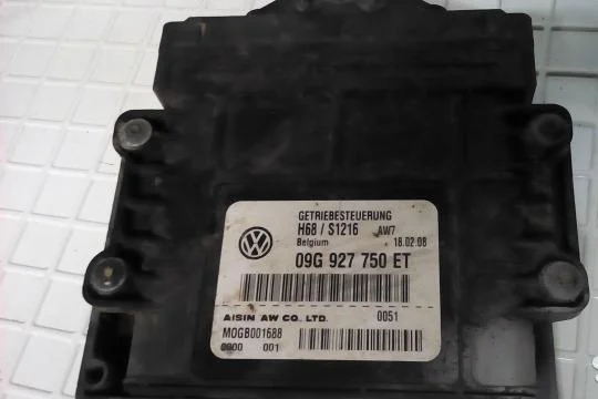 Блок управления АКПП 6-ти ступ. VW GOLF 09G 109961