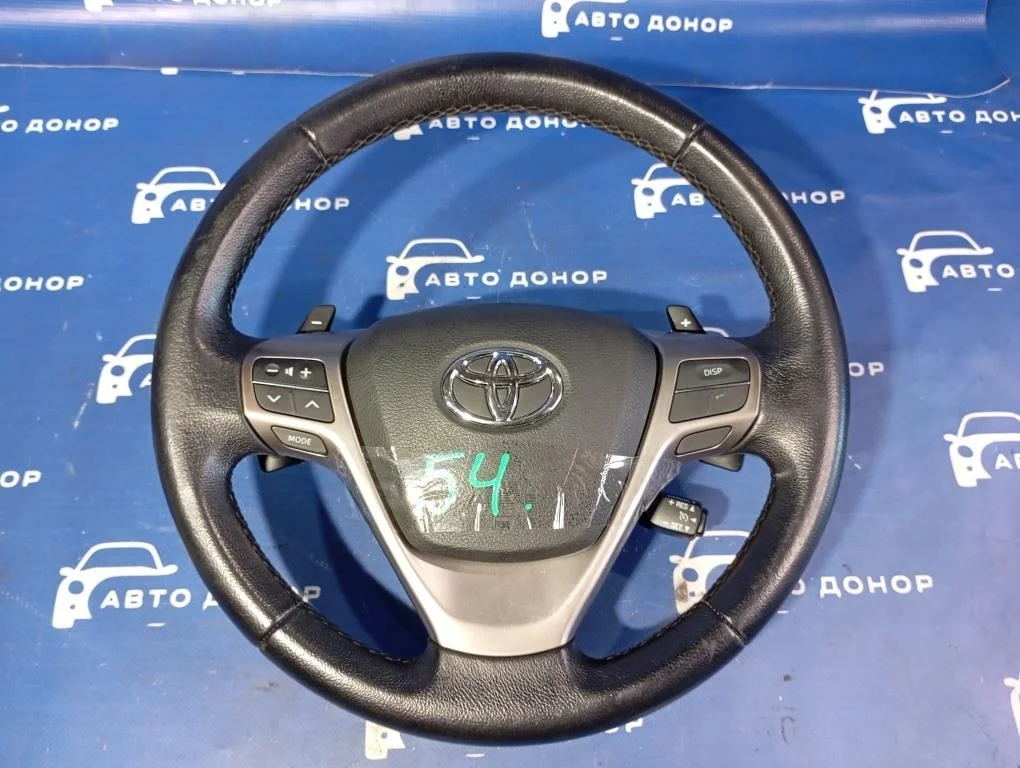 подушка безопасности водителя TOYOTA AVENSIS ZRT272 3ZRFAE