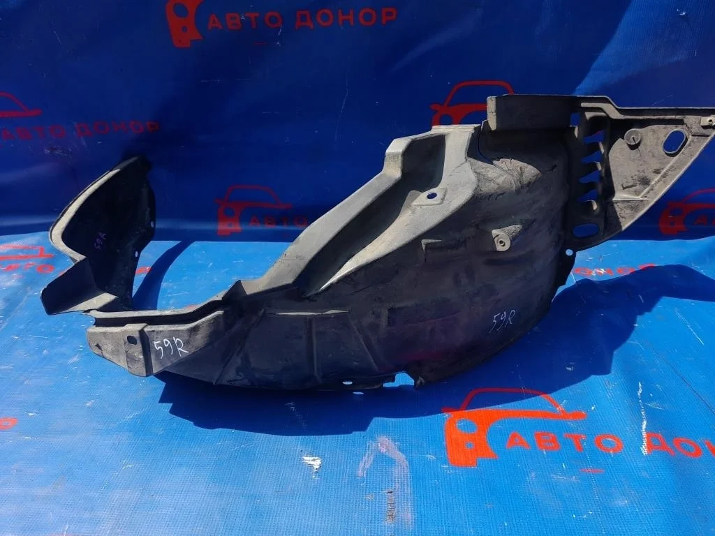 подкрылок HONDA FIT GD1 L13A