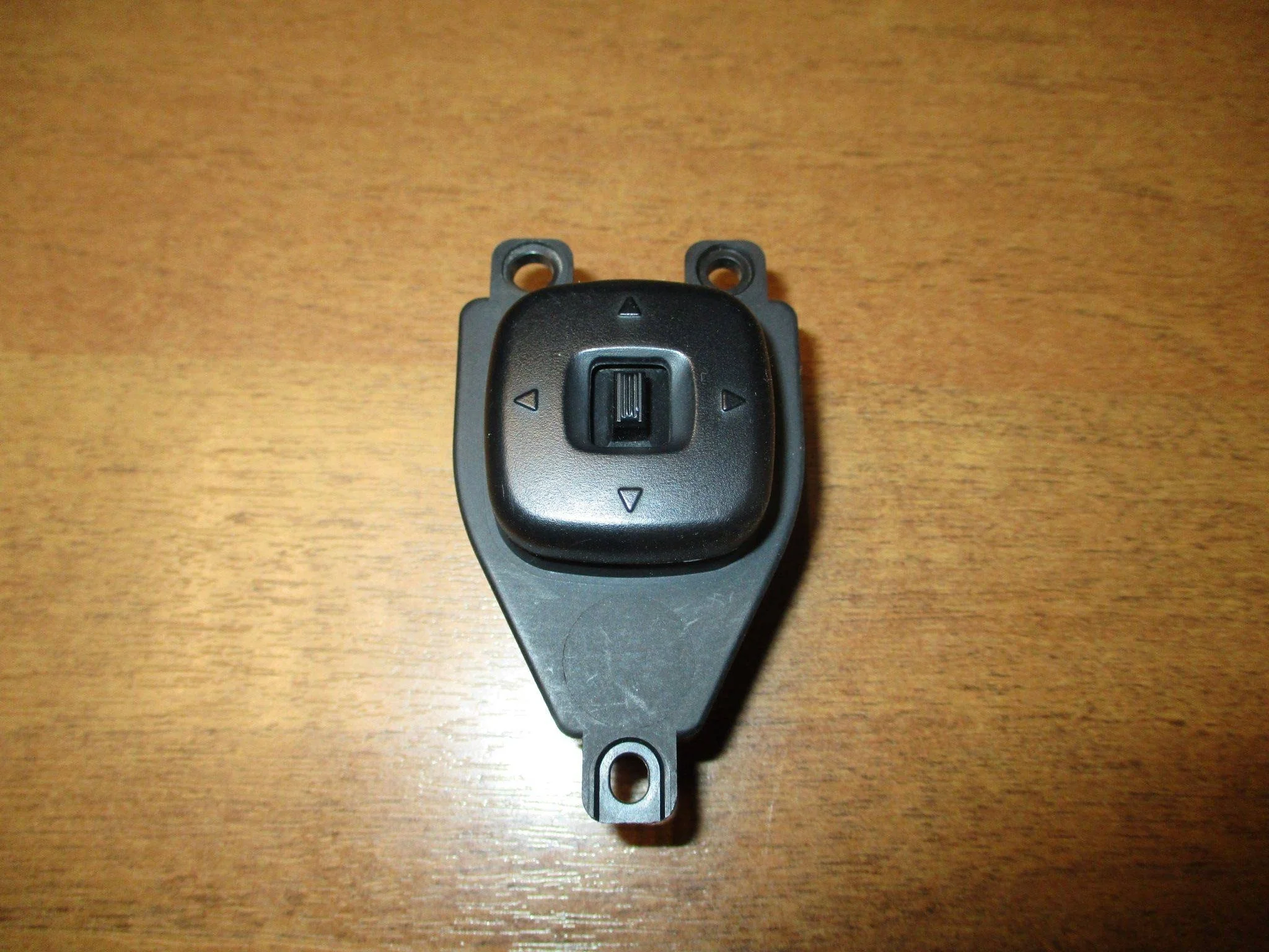 Переключатель регулировки зеркала Mazda Mazda 3 (BK) 2002-2008